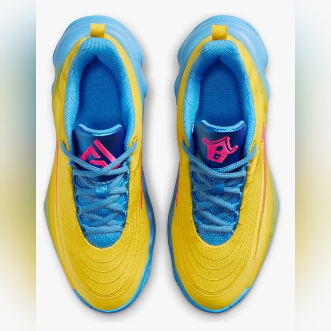 Nwot**Nike Yellow And Blue Men's Sneakers